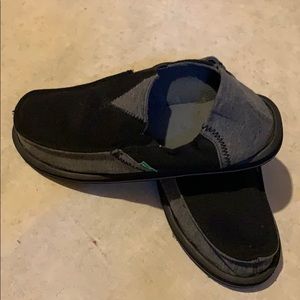 Men’s Sanuk Shoes